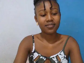 Bongacams Watch Live Sex Cams of Zinah1