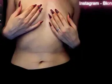 Bongacams Live Sex Cam of BlondIce