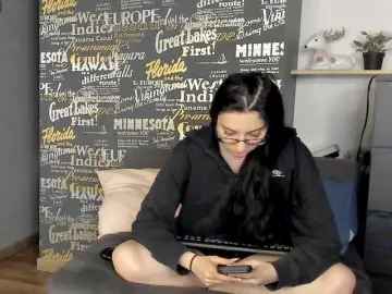 Bongacams Sex Chat of RavenBliss