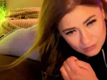 Bongacams Watch Live Sex Cams of 2Laski2