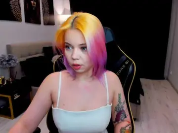 Bongacams Live Sex Cam of FunnyVibe