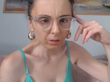 Bongacams Free Porn Cam of cleophee