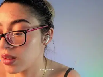 Bongacams Free Live Porn of Charlotte-glasses