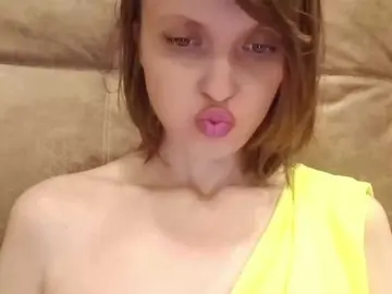 Bongacams Watch Live Sex Cams of lilisexy14