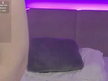 Bongacams Sex Cam of Chiaralovee