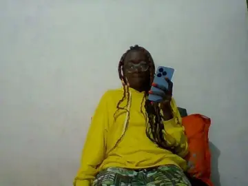Bongacams Best Webcam of LunaAdut