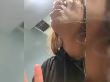 Bongacams Live Sex Cam of AdviceColumn