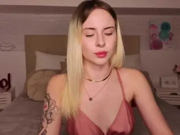 Bongacams Free Live Porn of Bella-crazyy