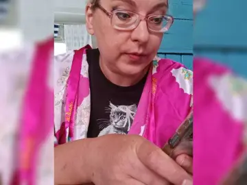 Bongacams Watch Live Sex Cams of Vika211