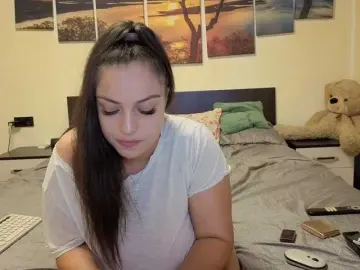 Bongacams Sex Chat of adellineee