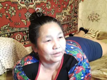 Bongacams Nude Webcam of 2Milf45