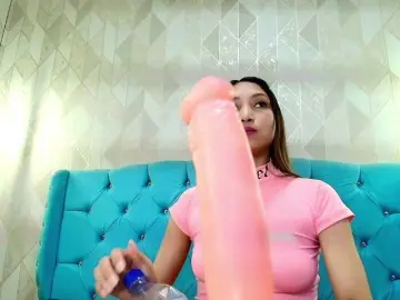 Bongacams Best live sex cam show of MadelineDollx