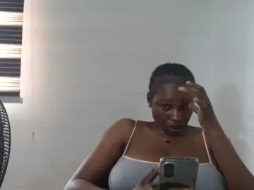 Bongacams Free Porn Cam of Sweetncreamy