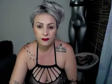 Bongacams Watch Live Sex Cams of EmmaRizzoo