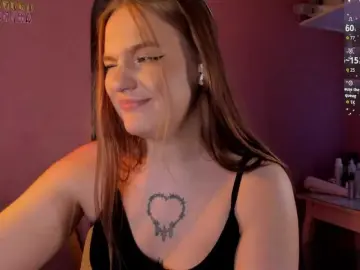 Bongacams Free Porn Cam of CarolineLovers