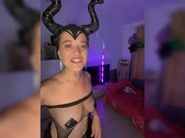 Bongacams Sex Chat of BigTwiXXX