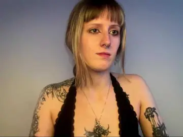 Bongacams Free Live Porn of LaraWetDream