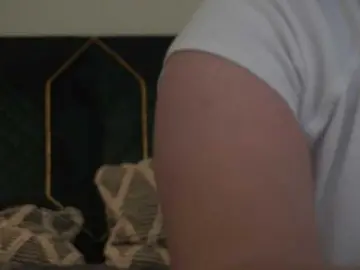 Bongacams Free Live Porn of MagikPeachh