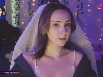 Bongacams Free Porn Cam of LollyGirlMoon