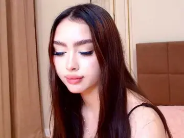 Bongacams Nude Webcam of maddieperezzz