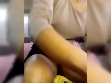 Bongacams Free Live Porn of Petite-mpenzi