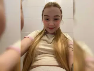 Bongacams Free Live Porn of MeowMia