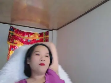 Bongacams Live Sex Cam of Sweetporn69
