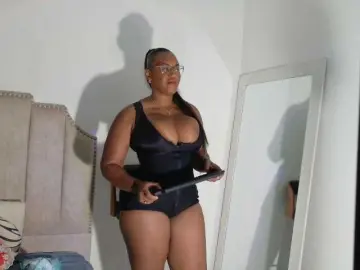 Bongacams Free Porn Cam of LiraRusso1