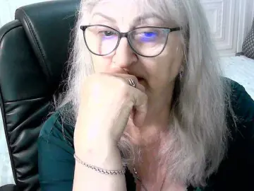 Bongacams Watch Live Sex Cams of LolkaAlyss