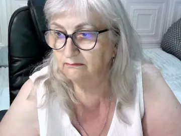 Bongacams Nude Webcam of LolkaAlyss