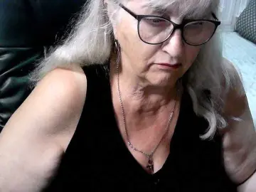Bongacams Adult Video Chat of LolkaAlyss