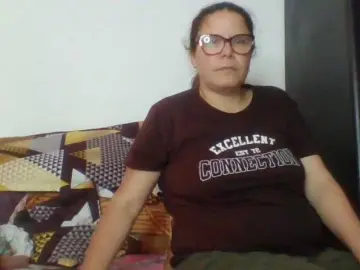 Bongacams Nude Webcam of lucianamaster