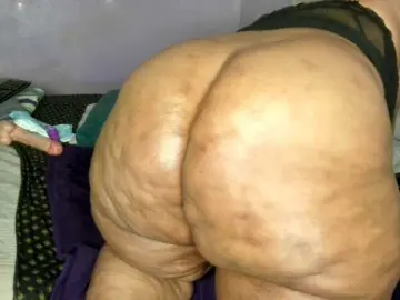 Bongacams Free Live Porn of Big-Ass-Wilma
