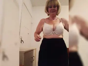 Bongacams Best Webcam of KASANDRABOLOSHKA