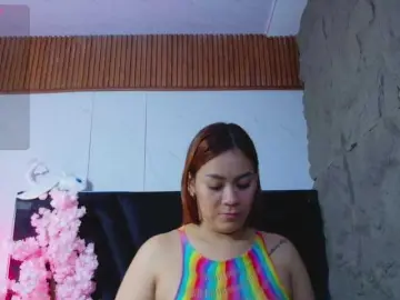Bongacams Adult Webcam of mamaneedsfun