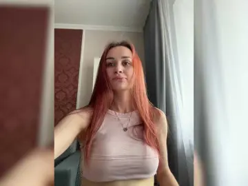 Bongacams Nude Webcam of SweetQueen11