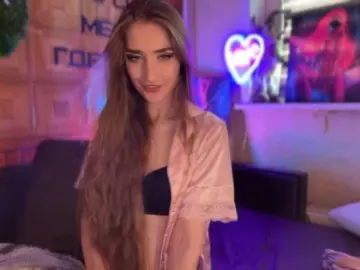 Bongacams Nude Webcam of CandyBoom