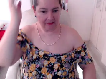 Bongacams Adult Video Chat of leonela-68