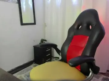 Bongacams Sex Cam of CarolineSoliz