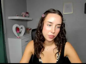 Bongacams Live Porn of adeleLive