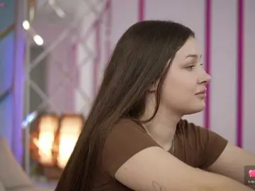 Bongacams Free Porn Cam of OneLaya