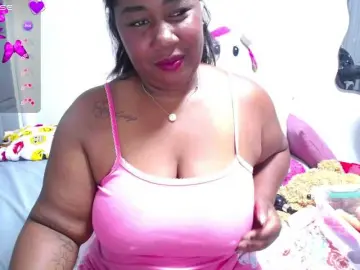 Bongacams Best live sex cam show of thickebonymilf