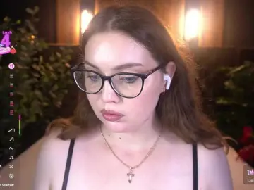 Bongacams Adult Webcam of LuxSopphia