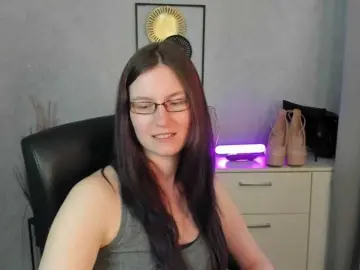 Bongacams Sex Cam of EmmaHeart