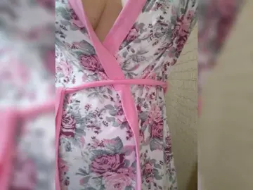 Bongacams Live Sex Cam of Dina7771