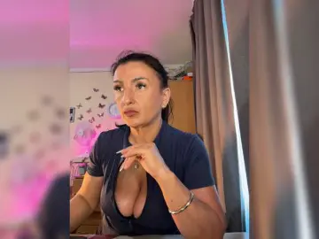 Bongacams Adult Video Chat of Hotangel75