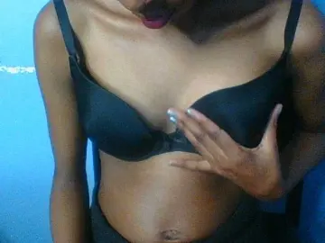 Bongacams Private Sex Chat of Curvypetite