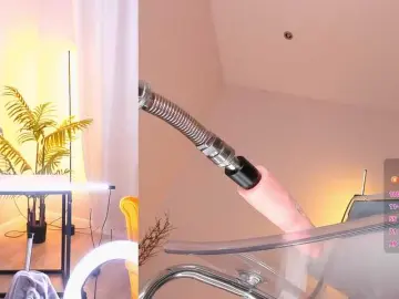 Bongacams Free Live Porn of SexyBlondeDoll