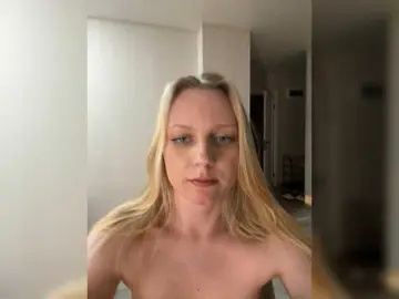 Bongacams Sex Chat of HotWillow