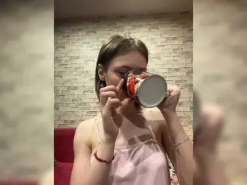 Bongacams Adult Video Chat of 18YoungPussy18